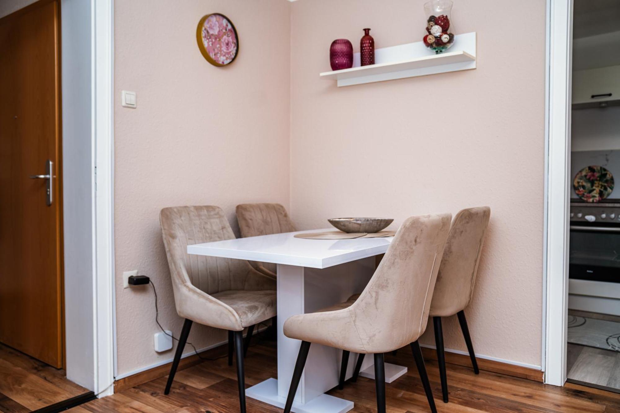 Ferienwohnung Ella - Direkt Am Bodensee Friedrichshafen Luaran gambar